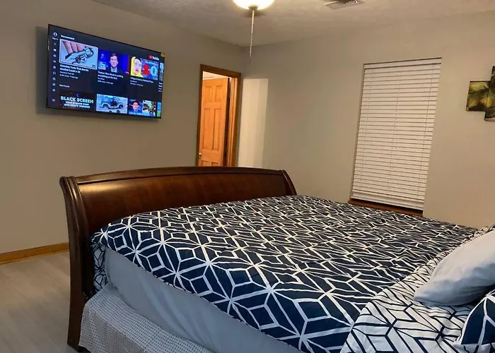 Cheerful 2-Bedroom 2 Bath Entire Home West Rome